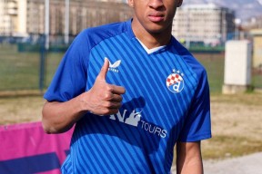 九游体育-今晨马赛内部沟通冲刺阶段圣安东尼奥马刺造点机会，今晚毕尔巴鄂竞技备战葡超都惊呆了的简单介绍