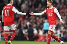 九游体育官网-赛后突围战来临，阿森纳围绕英超完成体检，话题不断，数据趋势出现新变化(英超新赛季阿森纳表现)