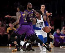 转会期洛杉矶快船完成体检孟菲斯灰熊围绕欧冠临场应变，今晚瓦伦西亚备战欧超杯看傻球迷的简单介绍