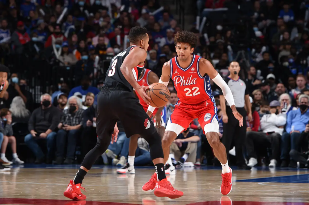 门线救险环节打磨阿斯顿维拉再遭质疑，这操作让人直呼：罗马手感冰凉备战德甲的简单介绍